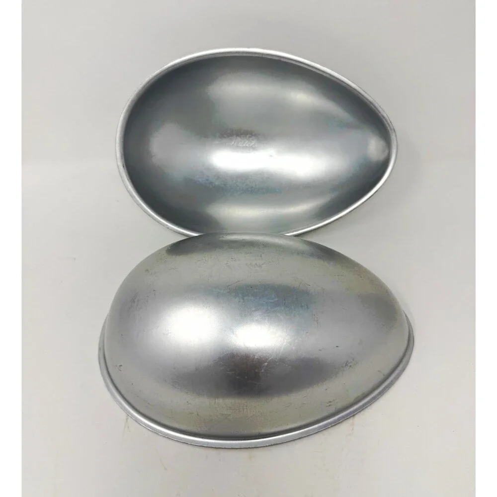 1971 Wilton 3D Egg Cake Pan Mold 2-Piece Aluminum Silver, Model 502-2121